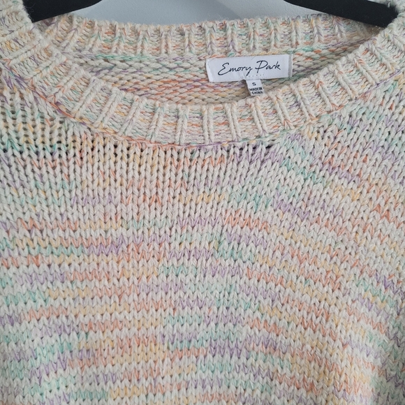 Womens Pastel Colors Sweater - Picture 3 of 6